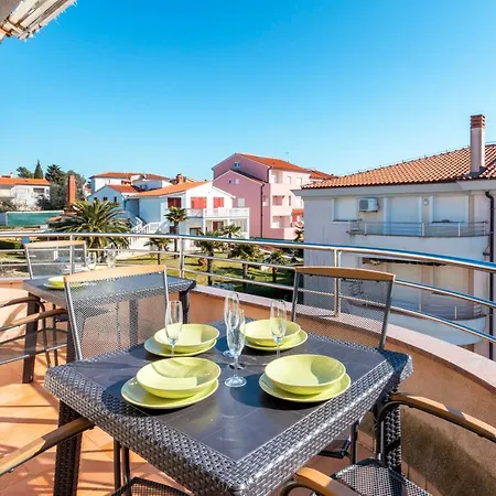 Apartment Alma Medulin